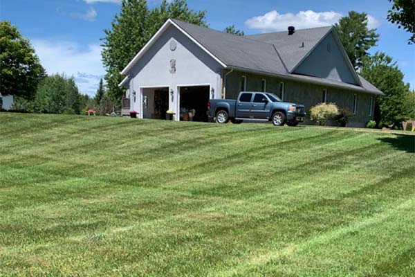 Expert landscaping contractors in Petawawa transforming outdoor spaces – LJ'S Yard Work